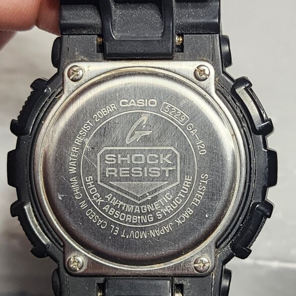 Casio G Shock Good shape black and analog - Picture 4 of 10